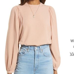 Brands new Treasure and Bond top